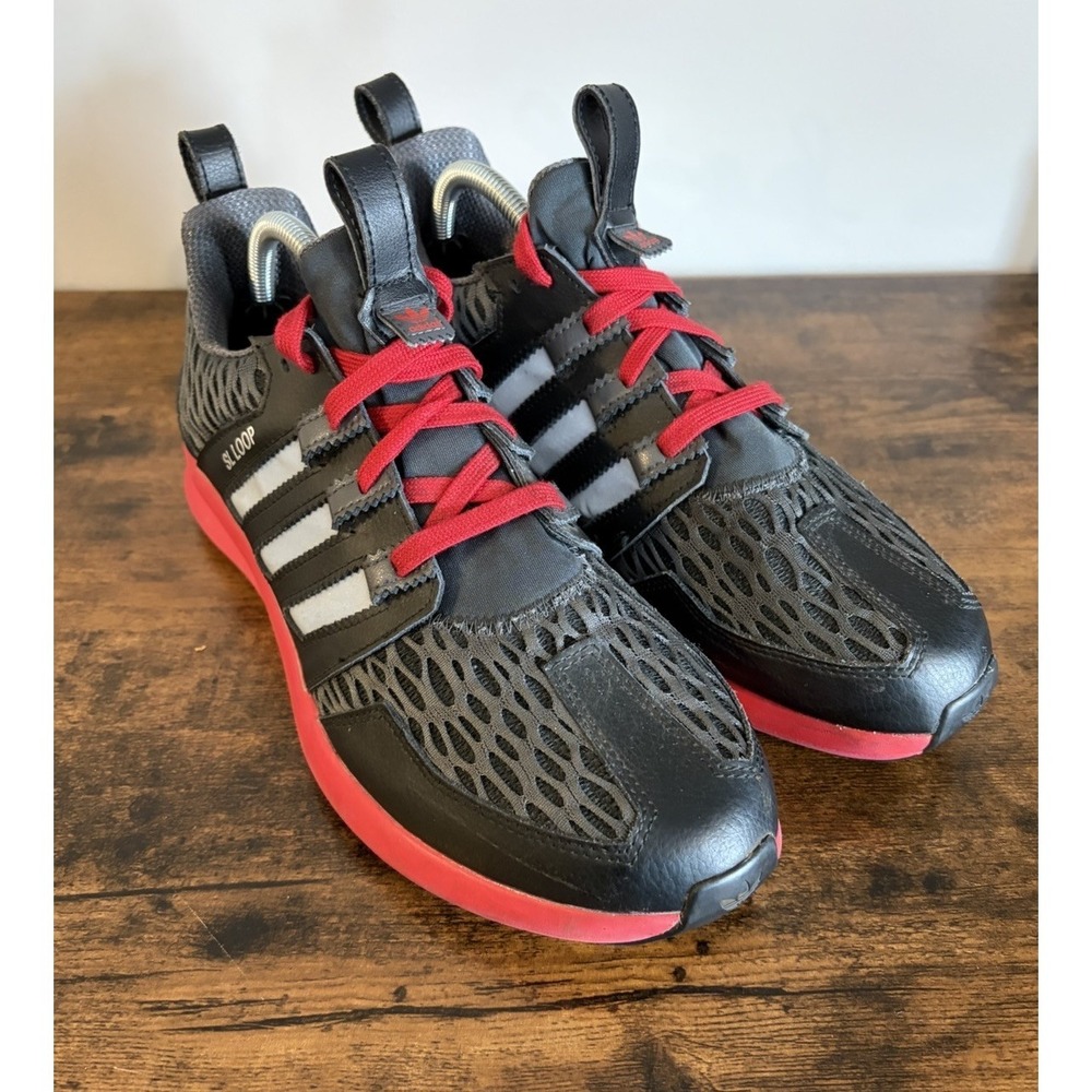 Adidas Men's Size 10 SL Loop Runner Black/Silver/Scarlett Colors
